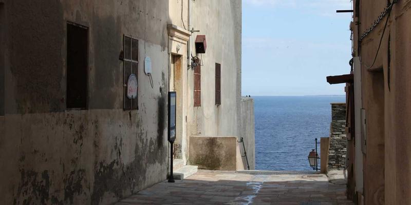 Agent Casinos入门指南:娱乐新选择与深度平台评测